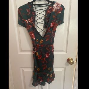 PLT lace back dress never worn!